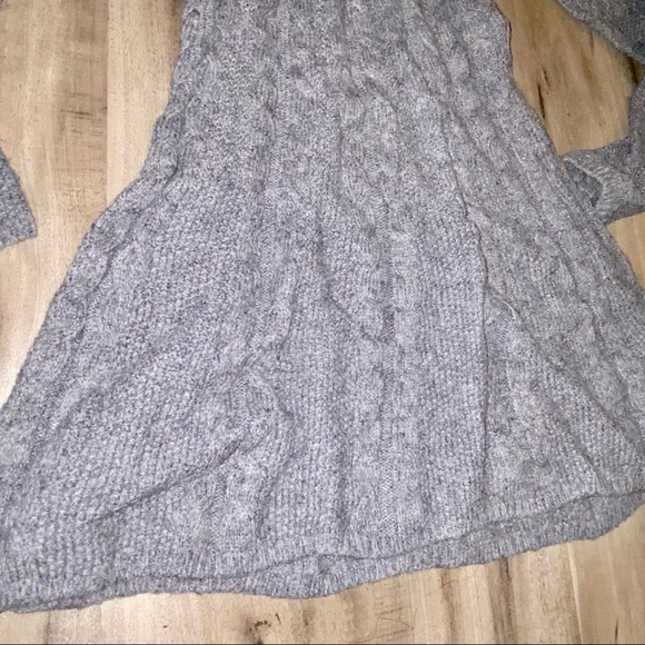 ♥️HOLLISTER SWEATER DRESS♥️ - Picture 2 of 5